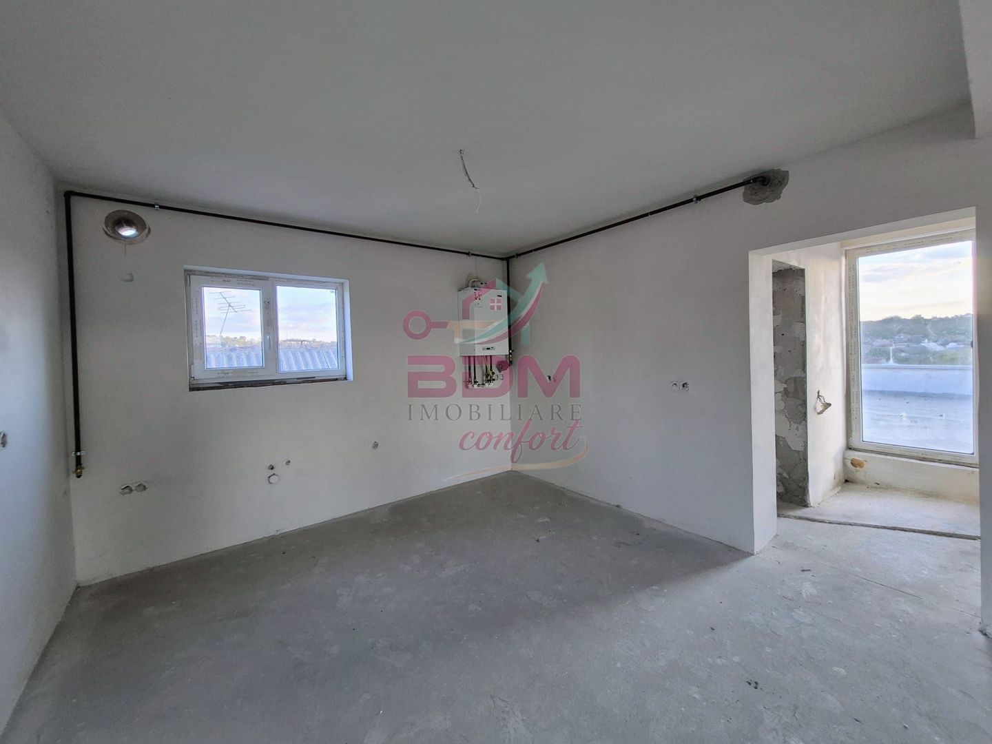 Apartament semifinisat I 3 camere | terasa | zona centrala I parcare - Poză 3