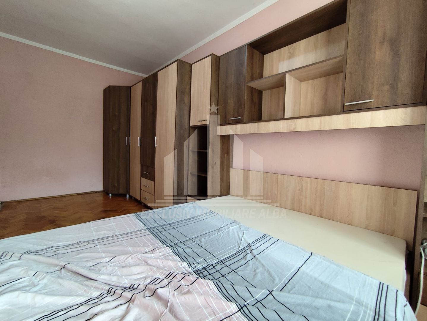 Apartament cu 3 camere decomandate, Centru - Poză 5