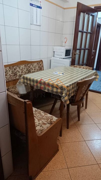 Apartament de inchiriat Azuga,  mobilat, utilat, curat, 300 lei / zi - Poză 2