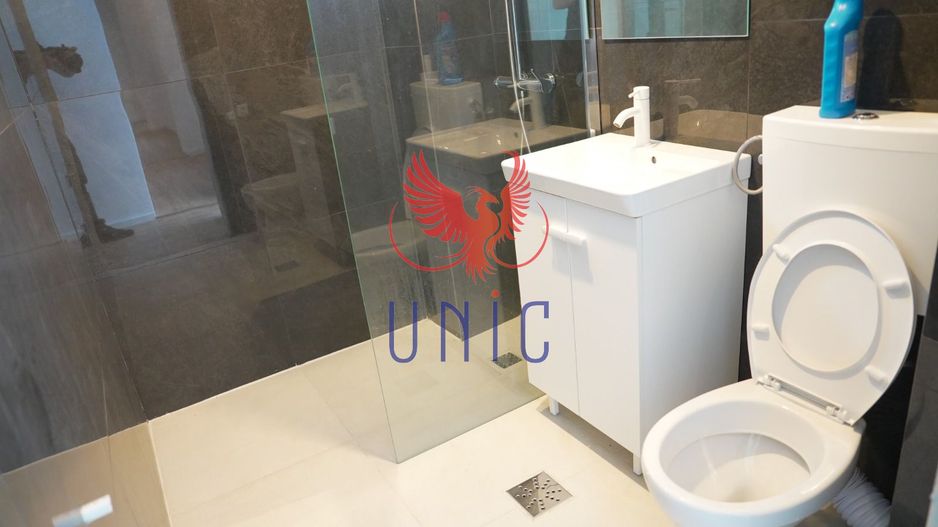 Vila superba cu piscina, zona ultracentrala - Poză 9