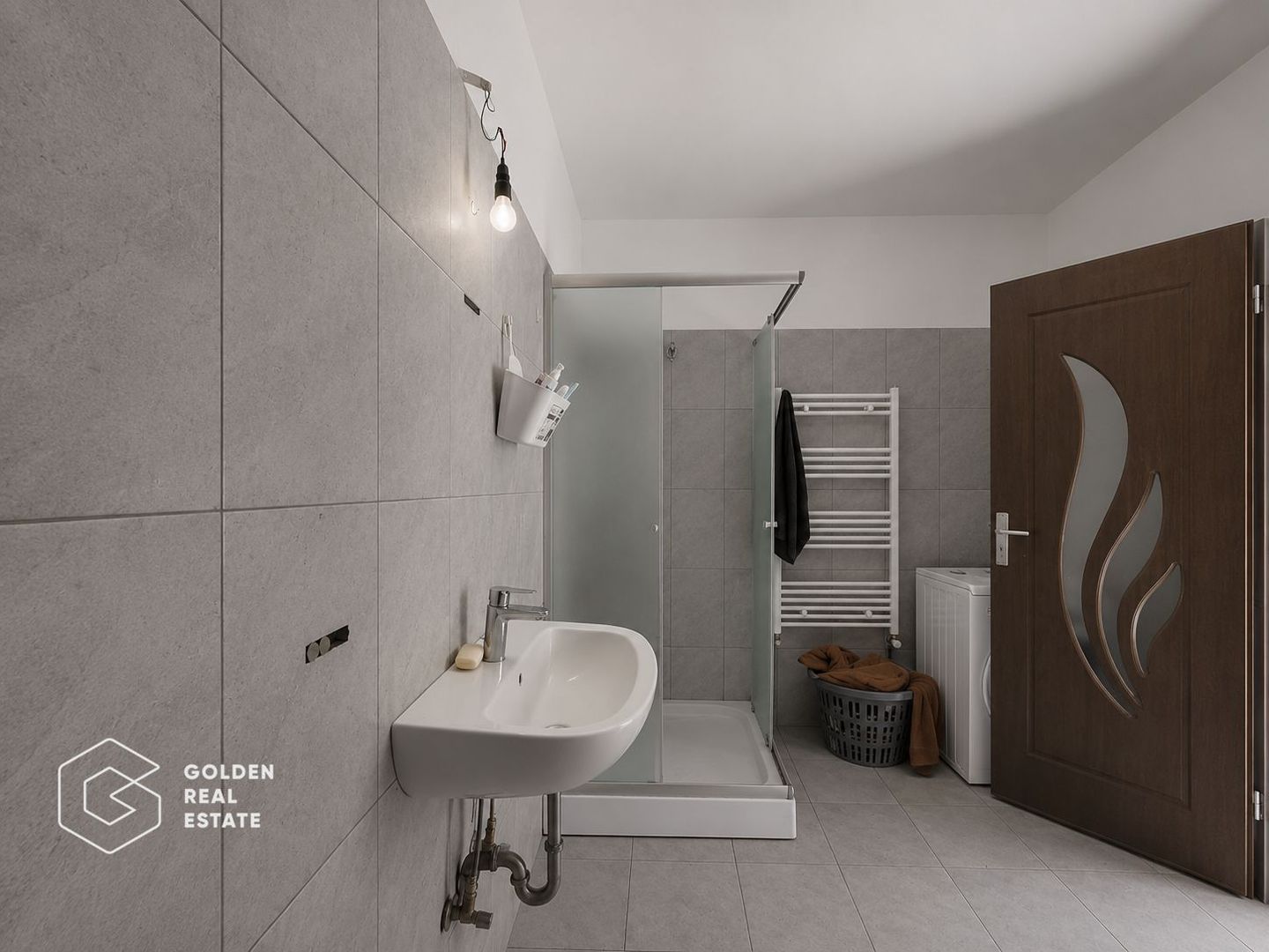 Casa cu teren de 1224 mp, localitatea Baratca - Poză 19