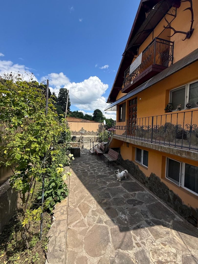 Vila S+P+1,+ garaj inchis + terasa si teren intravilan 6300 mp - Poză 43
