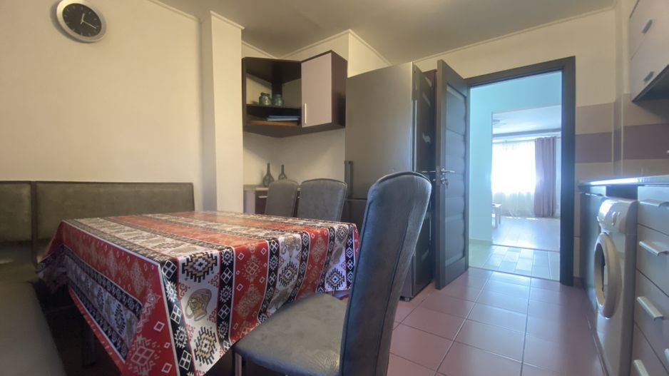 Etajul 1! VAnzare apartament cu 3 camere in Targoviste - micro 11 - Poză 8