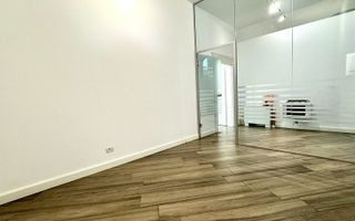 Birou elegant si spațios in Piața Unirii - Poză 8