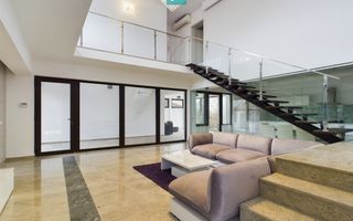 Vilă de lux cu două locuințe, în Dumbrăvița – Locație Excelentă! - Poză 5