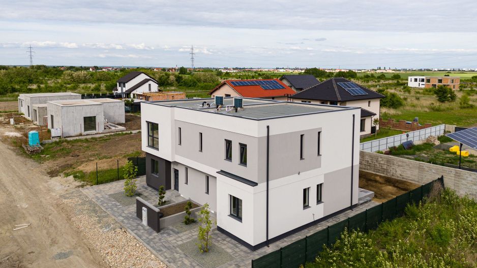 Oferta vanduta Duplex de vanzare la liziera padurii - 130 mp, 4 bai&4 dormitoare - Poză 20