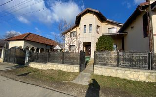 VILA P+1, 4 CAMERE, 108 MP + CASA BATRANEASCA, TEREN 1035 MP - Poză 1