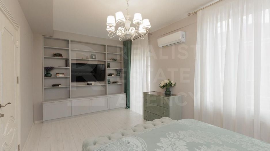 Chirie, casă, 4 camere, strada Melestiu, Centru - Poză 11