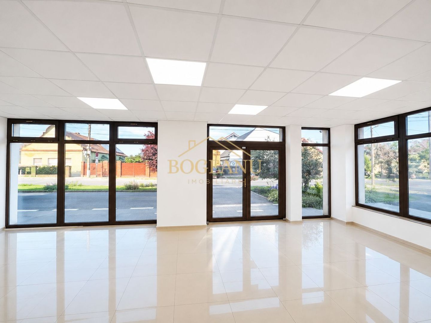BG166- SPATIU COMERCIAL ÎN CHIȘODA-VAD PRINCIPAL,70 MP-COMISION 0% - Poză 1