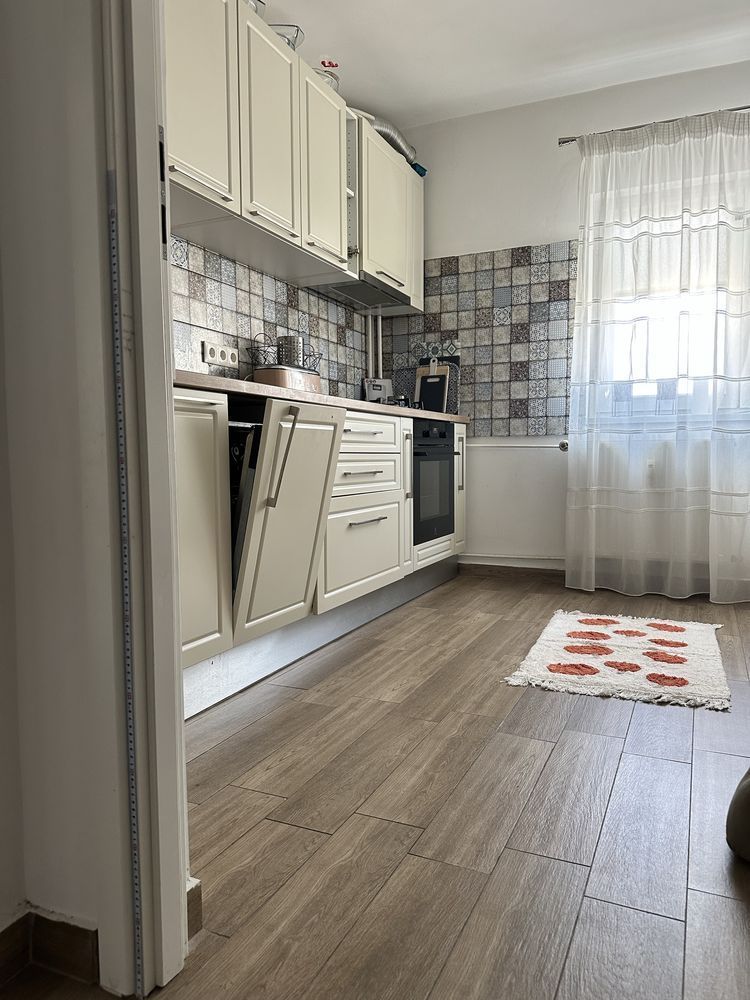Proprietar inchiriez apartament 2 camere Prosper - Poză 3