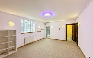 Vilă cu curte mare și piscină – ideală pentru familie, Pipera - Poză 19