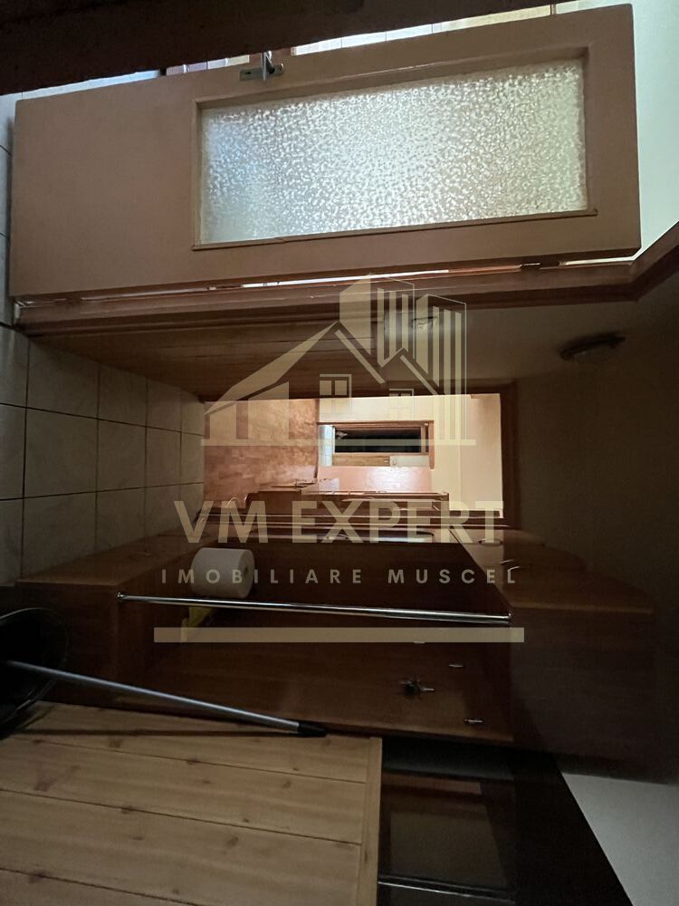 APARTAMENT 2 CAMERE ETAJ 1 VISOI CAMPULUNG - Poză 3