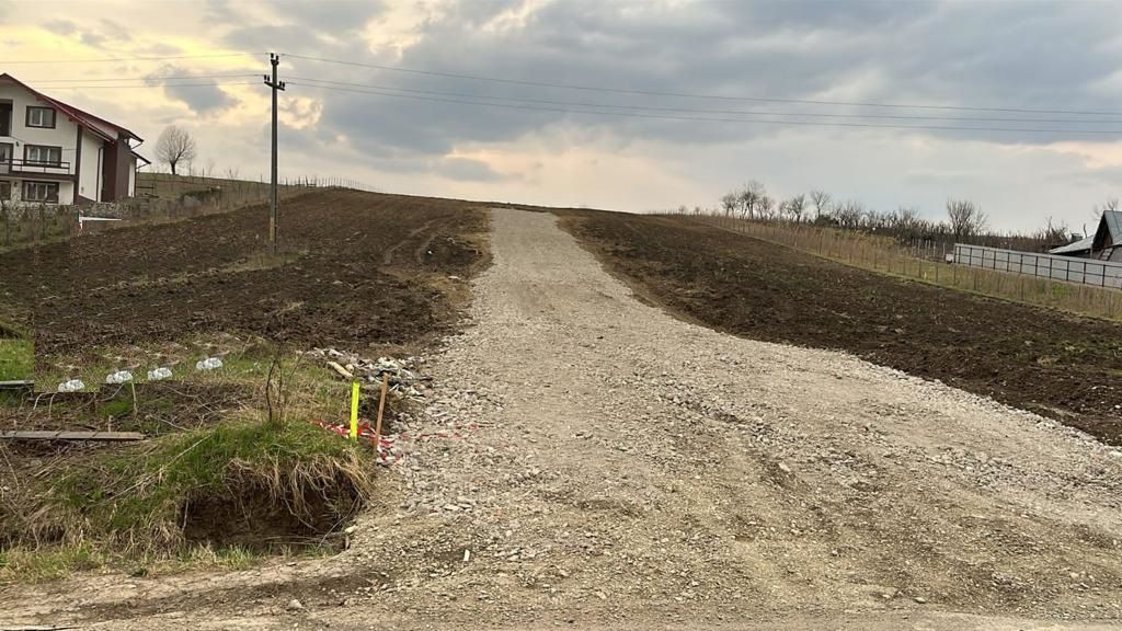 Teren INTRAVILAN 1300 mp, zona DELEA - CASTANILOR; - Poză 2