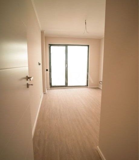 3 camere de vanzare, zona Eroilor, Floresti - Poză 3