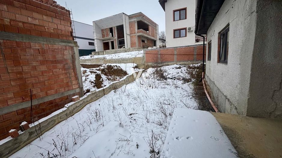 Casă individuală pe un nivel cu vedere panoramică spre munte - Poză 14