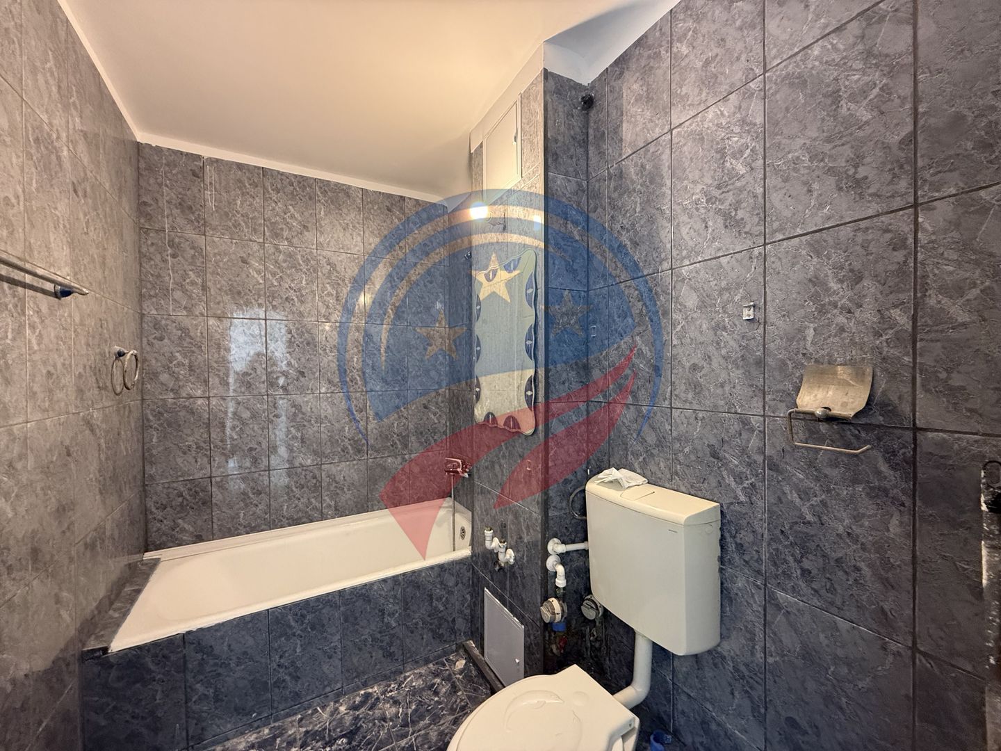 Apartament 2 camere decomandat Rovine Carrefour – bloc anvelopat, etaj 3/4 - Poză 5