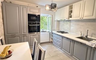 Apartament 4 camere Aradului etaj 2 - Poză 2