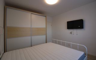 Zona Olimpia, 4 camere + 2 bai, centrala proprie. - Poză 19