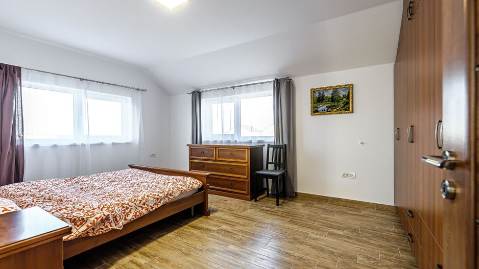 Casă cu mansardă, nouă, mobilată și utilată, în cartier Athena - Poză 7