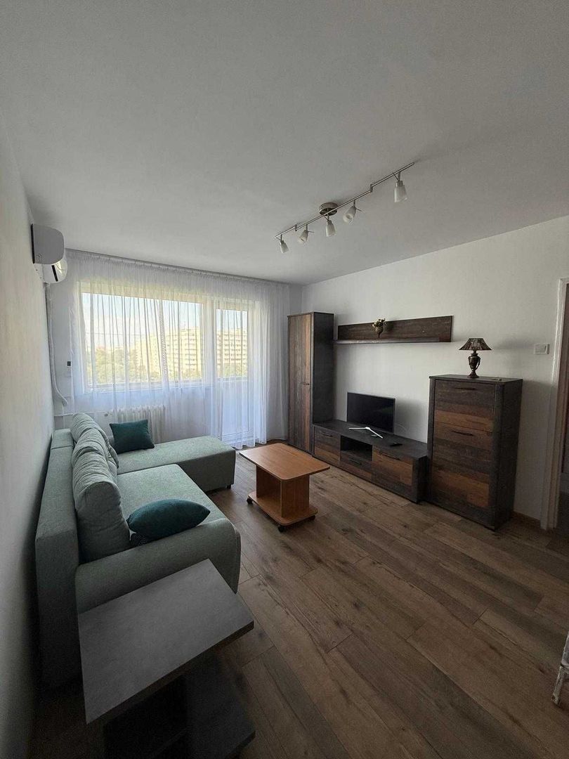 2 camere, prima închiriere, renovat, Piața Miniș, metrou C. Georgian - Poză 1