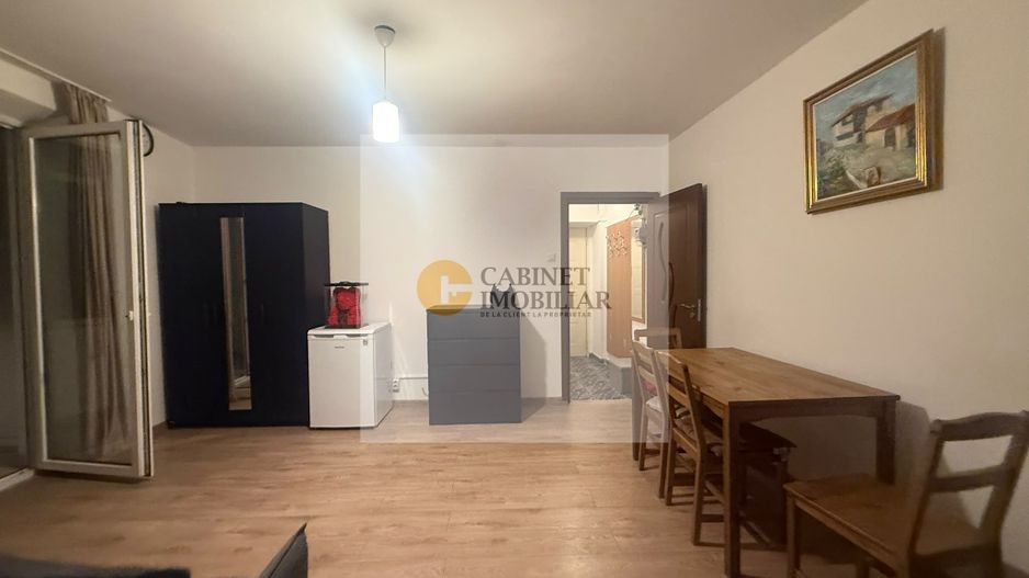 2 camere - metrou Unirii I Etaj 1 I Balcon - Poză 1