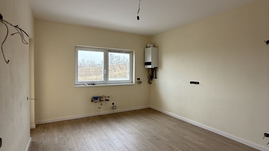 Casă de vânzare în Viile Sibiului – Confort și calitate premium! - Poză 11