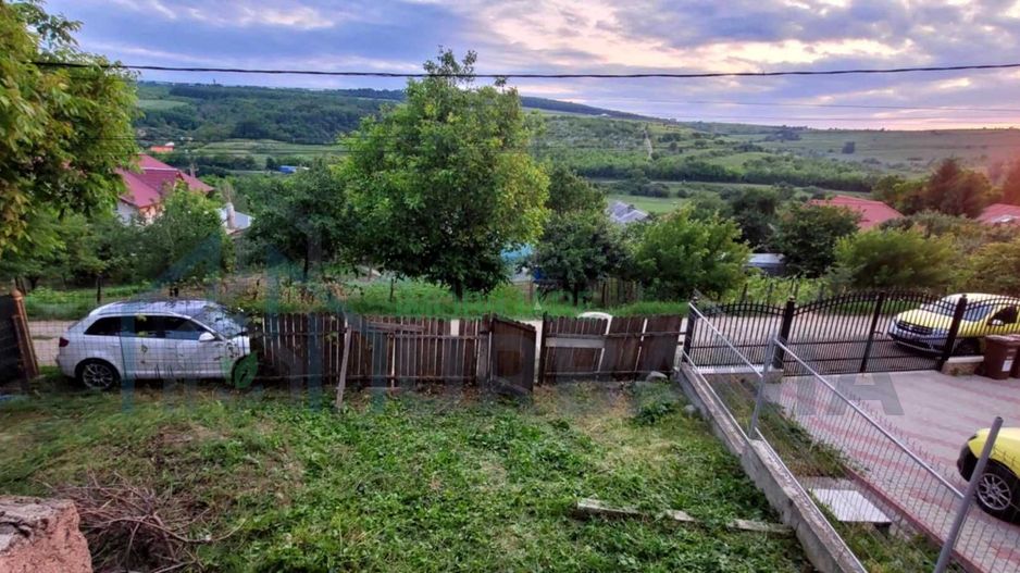 Casă de vânzare în satul Cârlig, comuna Popricani, județul Iași – 240 mp, 3 camere, 135.000 EUR - Poză 8