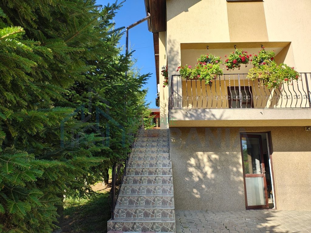 Casa de vânzare. - Poză 3