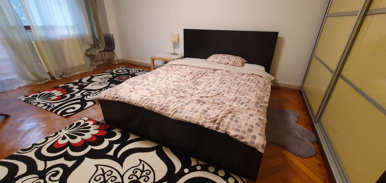 Inchiriere apartament spatios, Centru - Eremia - Poză 14