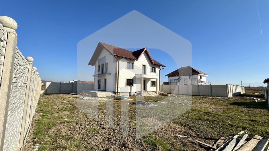 Casa individuala | Cristian | 5 camere | 160mpu | 610 Teren Liber - Poză 2