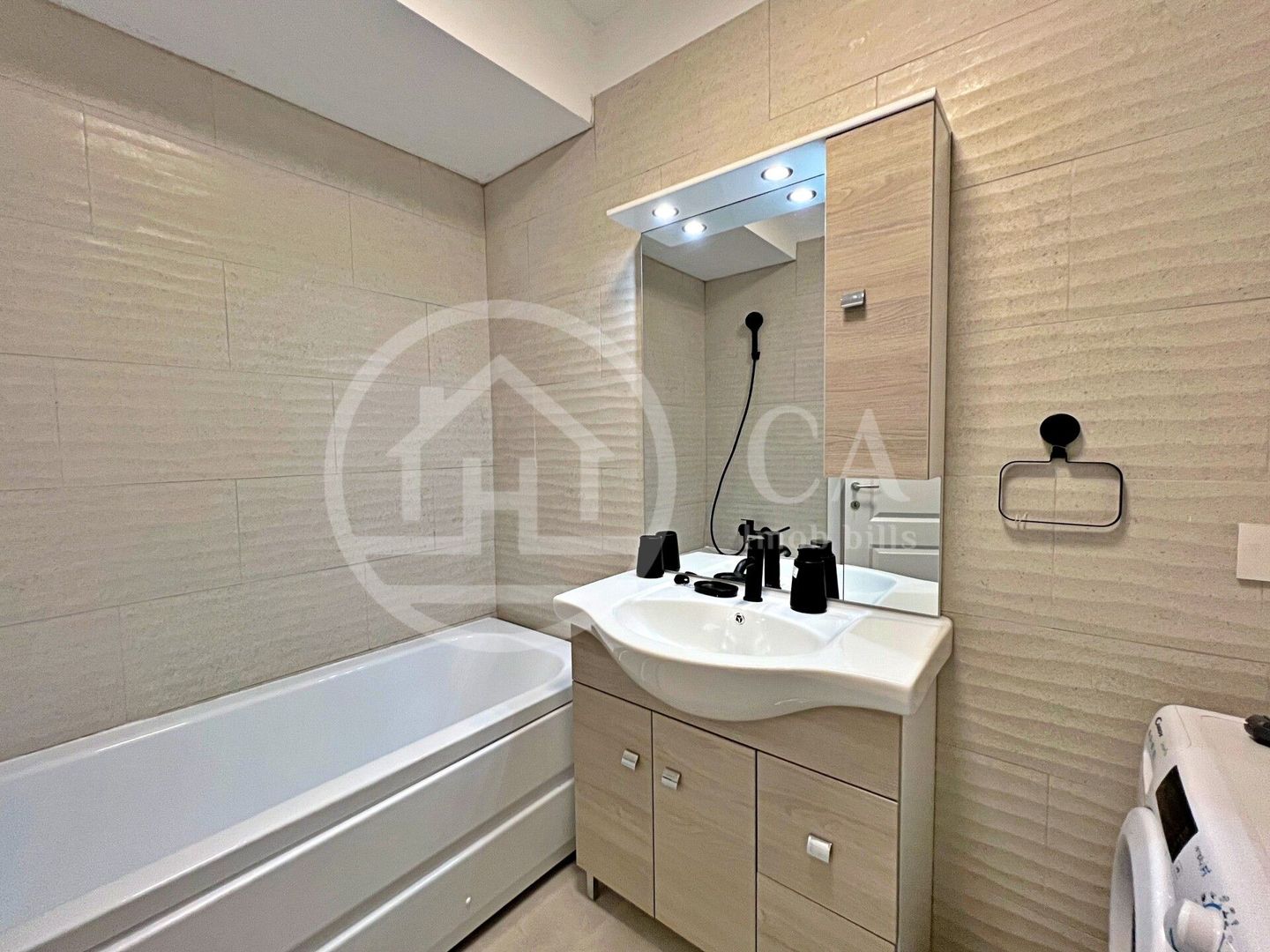 Apartament cu 3 camere de închiriat în Prima Arena, Oradea - Poză 5