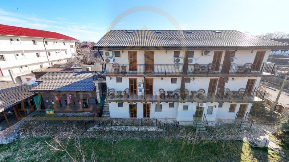 Vila turistică complet funcțională! - Poză 2