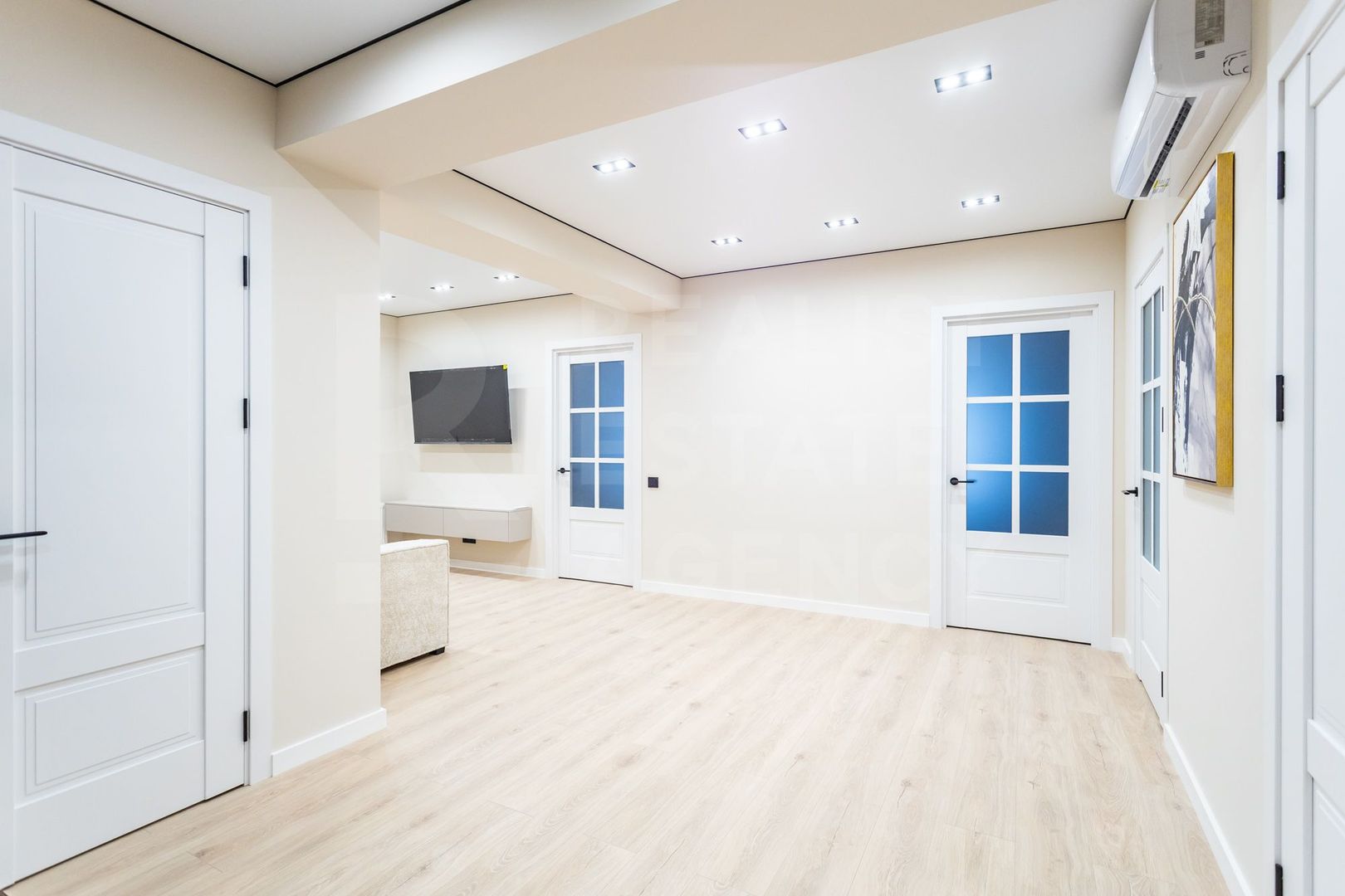 Vânzare, apartament, 2 camere+living, bul. Mircea cel Bătrân, Ciocana - Poză 13