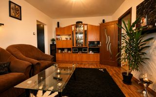 Apartament 2 camere | Etaj intermediar | Locație excelentă - Poză 3