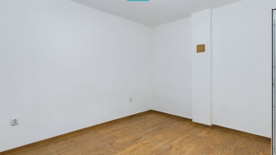 Casă tip duplex cu teren generos în Dezna - Poză 7