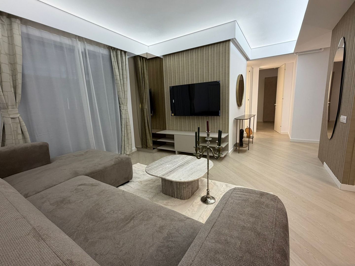 Apartament 3 camere de inchiriat | Cortina North - Poză 1