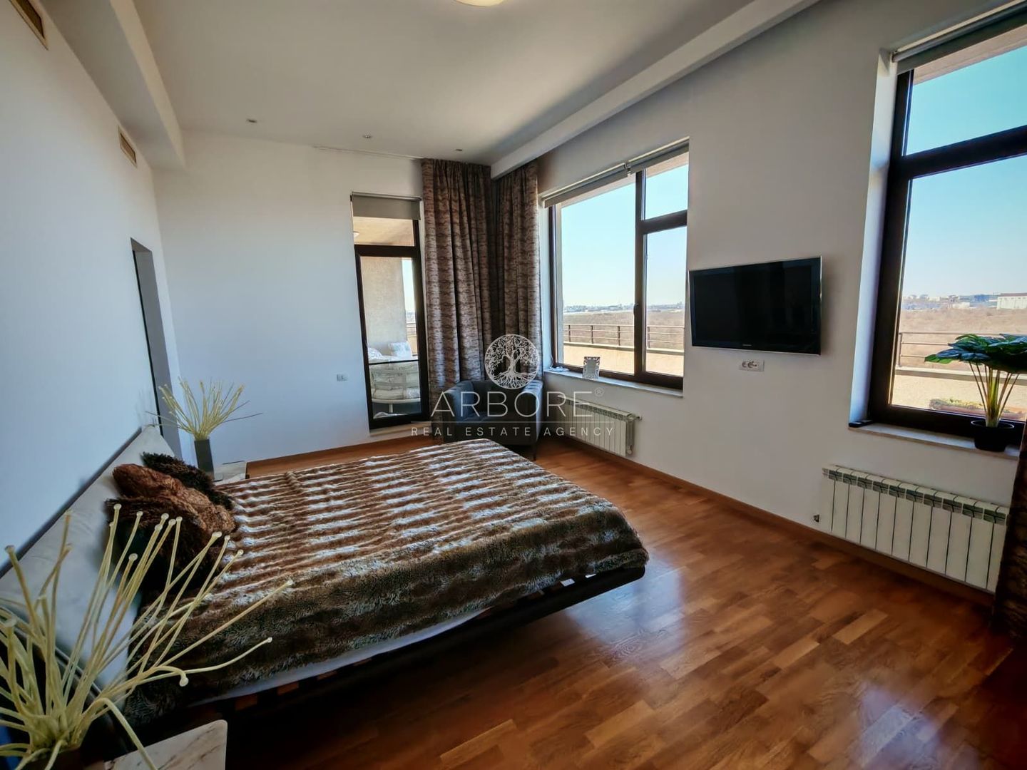 Penthouse 5 camere 250 mp lângă Ambasada SUA , zona Băneasa București - Poză 15