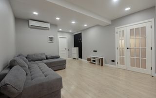 Vânzare, apartament, 3 camere, str. Alexandru Cel Bun, Ialoveni - Poză 2