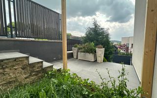 Apartament in vila cu panorama deosebita si garaj! - Poză 14
