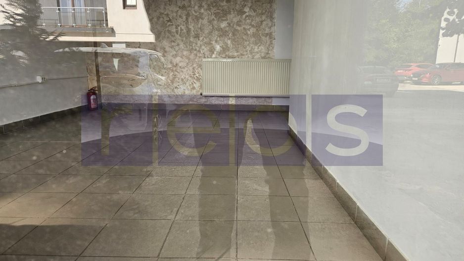 INCHIRIERE SPATIU COMERCIAL | PRELUNGIREA GHENCEA | 50 MP | STRADAL | - Poză 2