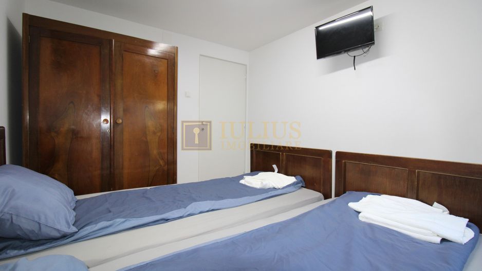 3 camere, la casa, potrivit pentru mai multe persoane/angajati. - Poză 2