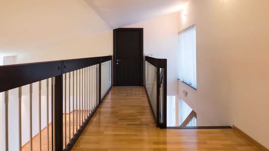 Penthouse de închiriat 5 camere Bdul Primăverii - Poză 5