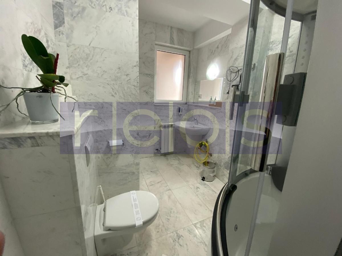 VANZARE PENTHOUSE CU TERASA PRIVATA ZONA PIATA UNIRII - Poză 6
