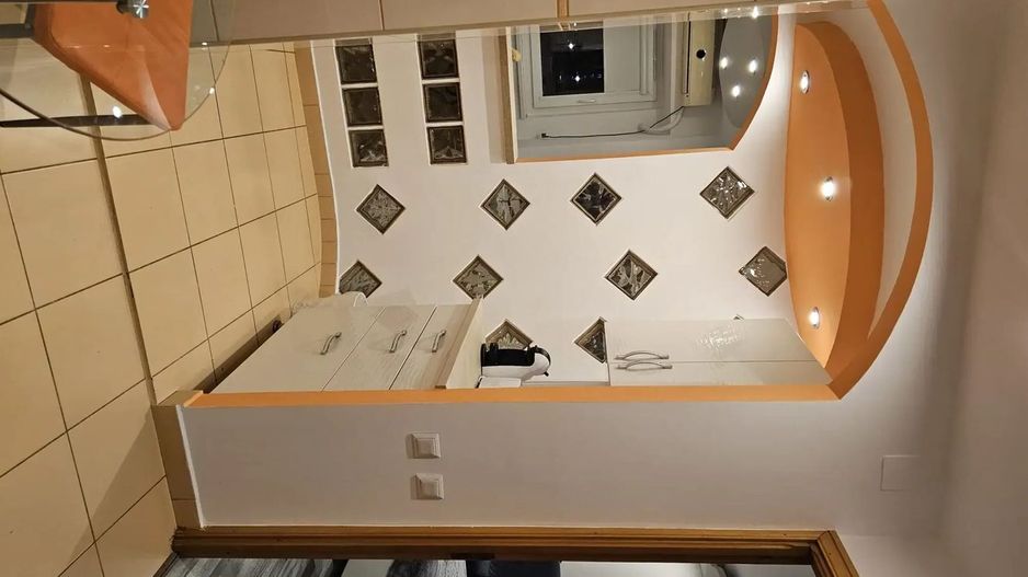 Garsoniera decomandata, parcare opțională, renovata, Mall Vitan - Poză 4