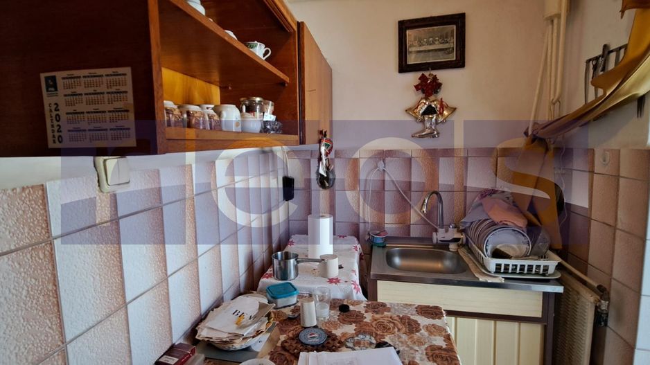 VANZARE GARSONIERA ULTRACENTRALA | ETAJ 4 | 28 MP + BALCON - Poză 3