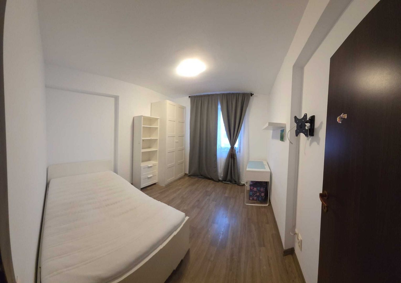 Apartament 3 camere de inchiriat, in Cartierul Latin. - Poză 2