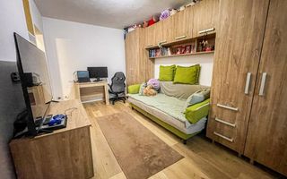 INVESTITIE - garsoniera complet mobilata, renovata recent - Poză 2