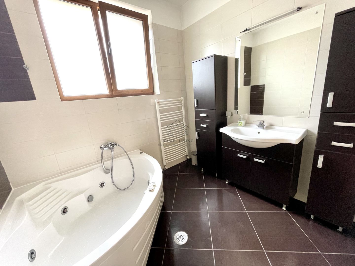 PENTHOUSE SUPERB CU 4 CAMERE LA INCHIRIERE LANGA PARCUL HERATSRAU - Poză 7