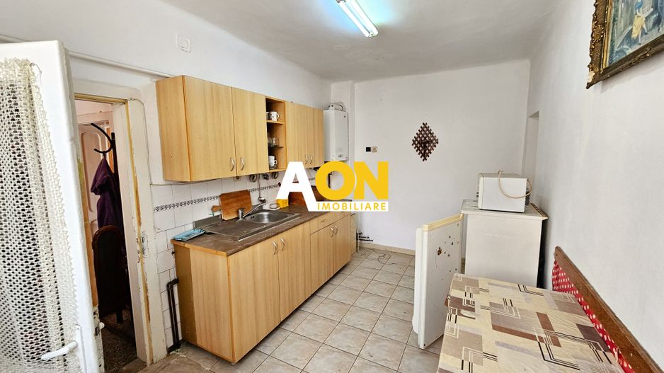 Casa 6 camere, garaj dublu, 1118 mp teren, ultracentral - Poză 9
