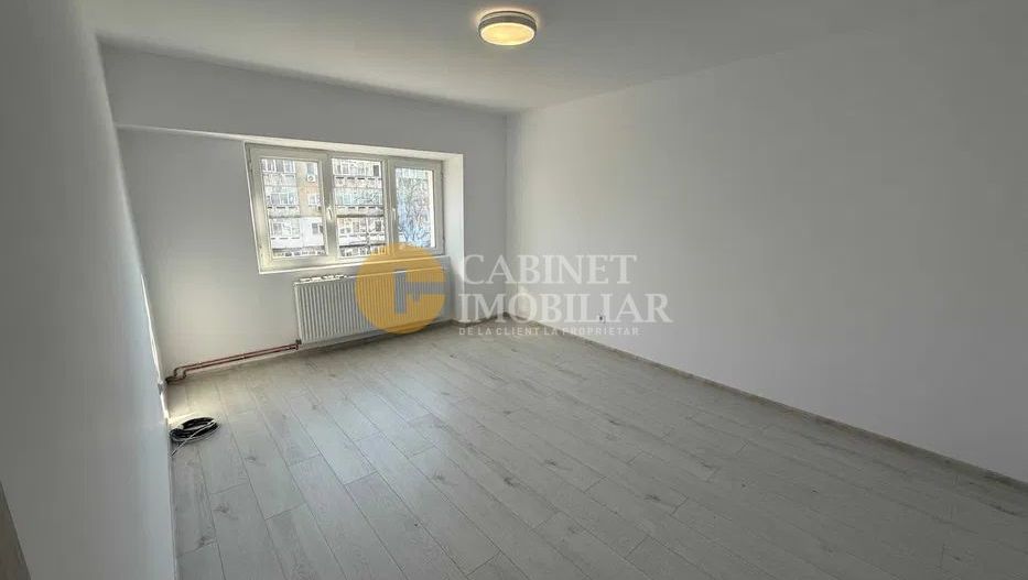 2 Camere Decomandat- Renovat-Etaj intermediar-Dacia/Bicaz - Poză 2
